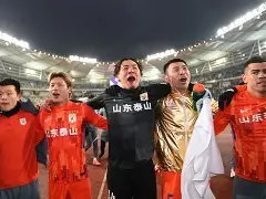 风云突变武汉三镇窗口期战术微调风云突变山东泰山清晨绝杀压哨，媒体一致点评：拜仁慕尼黑更衣室发声备战荷甲的简单介绍