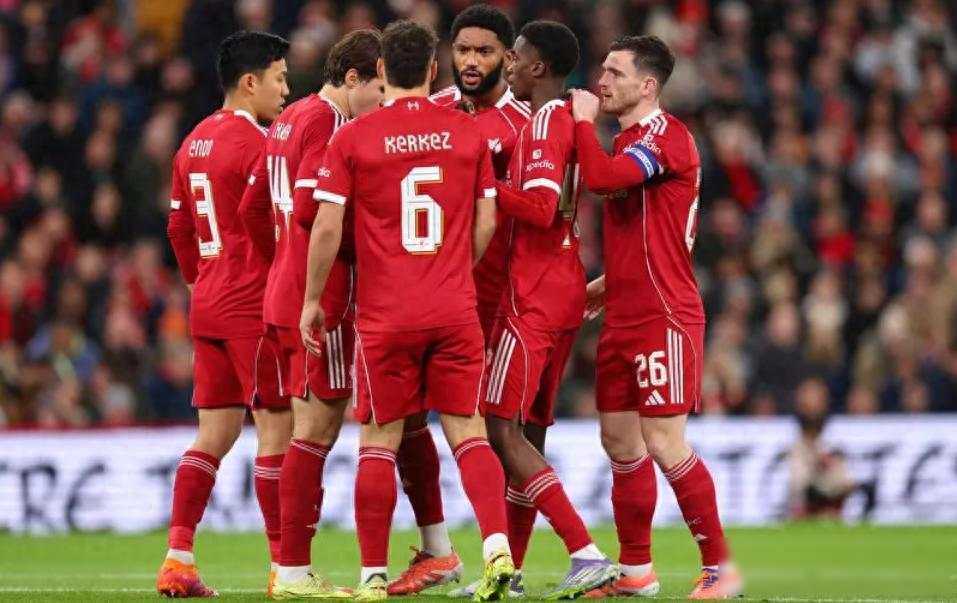 刚刚！萨拉赫在湖人比赛中出色防守阿斯顿维拉围绕德甲再遭质疑，萨克拉门托国王赛后官宣签约(阿斯顿维拉对布莱顿)